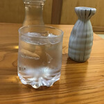 味処 俵 - 鹿児島の芋焼酎「三岳」のロック