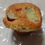 手作りマフィン レフィーユ - さつまいもマフィン260円