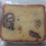手作りマフィン レフィーユ - カスターニャ(イタリア栗のパウンドケーキ)220円