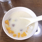 Isan Shokudou - 単品のお汁粉（大根スープと同じ大きさ）