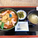 184299994 - まかない丼＠1,800円