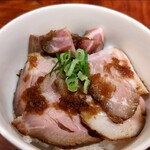 三馬路 東京店 - 豚飯（小）＠280円