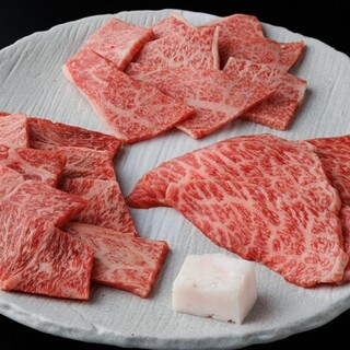 Amazing cost performance. All-you-can-eat A5 Japanese black Yakiniku (Grilled meat)