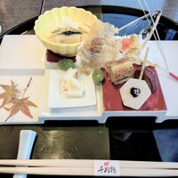 千羽鶴 - 前菜8品