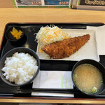 岩見沢サービスエリア（下り線） - ホッケフライ定食¥850