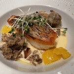 神楽坂 フレンチレストラン ラリアンス - 本日のお魚のポワレ　さまざまな“きのこ”のひと皿