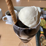 ジョイフル - コーヒーゼリーバニラアイス添え