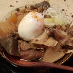 とろたま牛すじ煮込み田舎風（アップ）