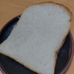 パンやきどころ RIKI - しっとりとしたハードトースト