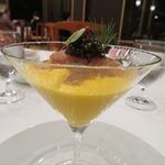 ザ・フジヤ - 人参のムース　コンソメジュレ　キャビアと小海老添え