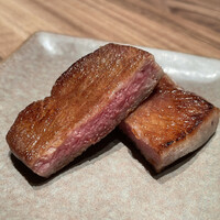 焼肉うしごろ 銀座店 - 究極の黒タンの厚切り