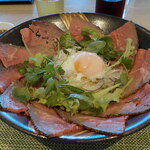 イースト ウィンド ガイエン - ローストビーフ丼