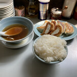 赤坂珉珉 - 焼餃子と白飯