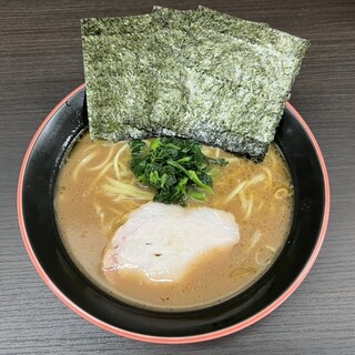 横濱家系ラーメン 勝鬨家_2