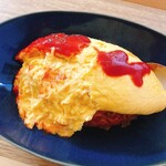 ほっこりごはん屋 輔 - オムの断面