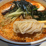 麺屋あじくま - 冷し赤ラーメン(鬼くま1辛)