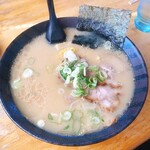 Ramensampachi - とんこつラーメン