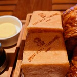 日本料理 by ザ・リッツ・カールトン日光 - リッツカールトン刻印入りのキューブ食パン
