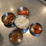 韓国料理 OMONI - 