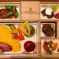 日本料理 by ザ・リッツ・カールトン日光 - 黒毛和牛のローストビーフやスモークサーモンなど朝から贅沢な朝食。