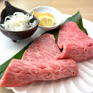 ``Top loin grilled shabu'' is so popular that it has already exceeded 20,056 servings.
