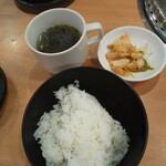 焼肉ウエスト - この３種はおかわりOKです。