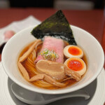 酒肴場 屯 - 津軽煮干し中華蕎麦（味玉入り）¥900