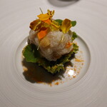 ラ・ヴァガボンド - 毛蟹、出汁のジュレ掛け、黒米とペーストにしたブロッコリー