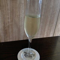 The Living Room with SKY BAR - 