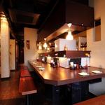 とり酒場 わや 神楽坂 - 店内