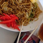 水門やきそばあきた - 大盛り焼きそば玉子付き550円