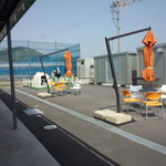 happy - この場で、買ったアイス（ジェラード）を食べることができます