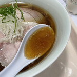 中華そば しば田 - 最初は鴨脂と醤油で一口目から旨い（松坂屋上野店「秋のうまいもの物産展」）