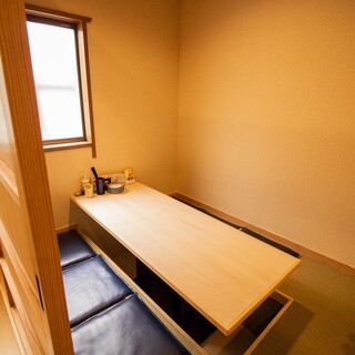 [Completely private room] [OK for 2 people or more] A Japanese space where you can feel the warmth of wood♪