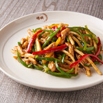 Vegan Stir-fried Pork with Green Peppers