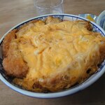 いろは食堂 - たまごたっぷりカツ丼です