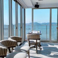 THE HARBOR TERRACE Restaurant - 