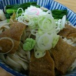 翁そば - ワサビと刻みネギで汁は辛く！