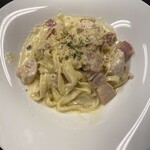 Truffle-flavored carbonara ~fresh pasta~