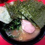 横浜家系らーめん ぼうそう家 - のり増しラーメン(並)！(2013,04/18)