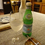 ジューダバレリーノ - 炭酸水