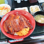 Nakau - うなぎ無双盛+サラダ鶏だんごスープセット、京風つけもの