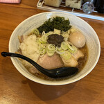 唯一無二のらぁ麺専門店 イ袋ワシづかみ - 醤油らぁ麺+特製トッピング