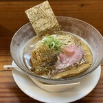 麵屋 でんやす - 限定ラーメンB　淡い煮干しラーメン(ちべたいの)￥850に半替え玉￥50