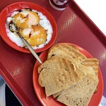 Ya Kun Kaya Toast - カヤジャム＆バタートーストと温泉卵、コピのセット