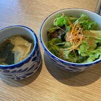横浜焼肉kintan - サラダとスープ