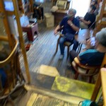 たこ焼きイヴちゃん - 入口付近のお部屋（入口方向に向かい撮影！（決死の撮影にて、「手振れ」してます！