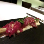 フロリレージュ - オードヴル1皿めとなるるアスパラの肉巻き？