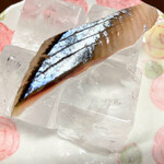 有限会社桝屋酒店   - 秋刀魚オンザアイス