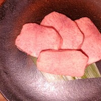 焼肉うしごろ 新宿三丁目店 - 